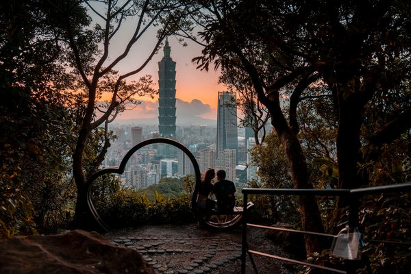 Comment organiser une visite des sites historiques de la Route de la Soie en Chine?